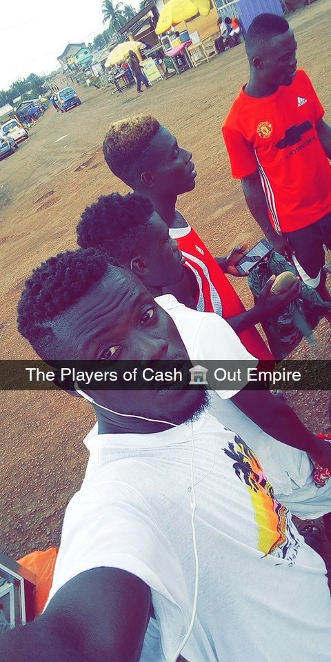 legendreal669's tweet photo. Cash 🏦 Out Empire https://t.co/CkAXL1RCK3