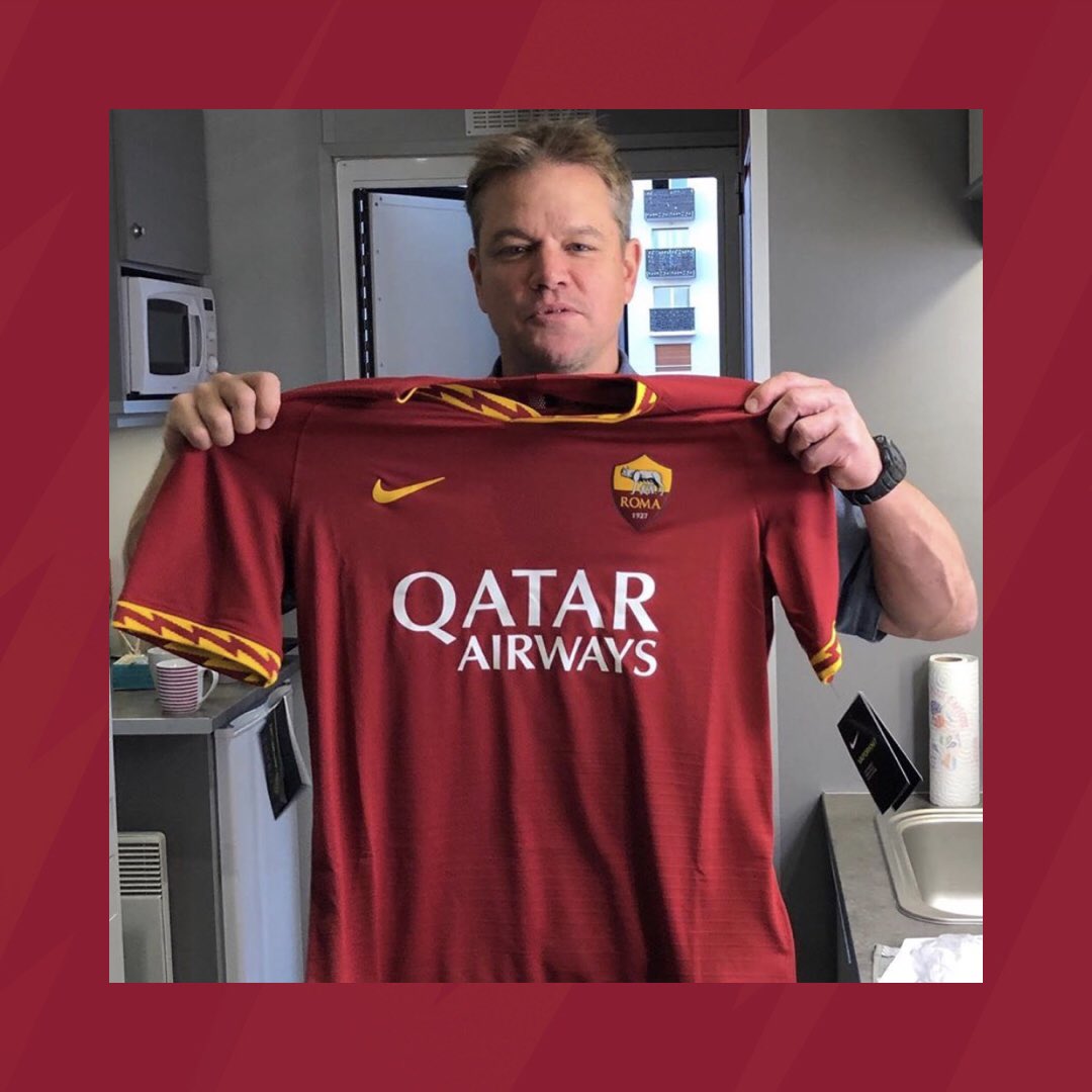 ASRomaEN's tweet photo. Happy birthday Matt Damon! 🎂 

Hi @BenAffleck, Matt isn’t on Twitter so could you show him our birthday message? https://t.co/9MWQ97BZdH