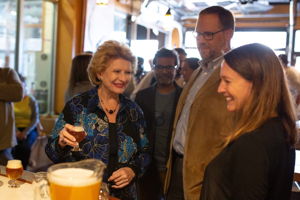 SenStabenow's tweet photo. Grand Rapids is taking the kind of collaborative, bold action we need to help solve the climate crisis. The city is committed to powering ALL municipal operations with 100% renewable energy by 2025. Think about that! https://t.co/uJYHivBVP7