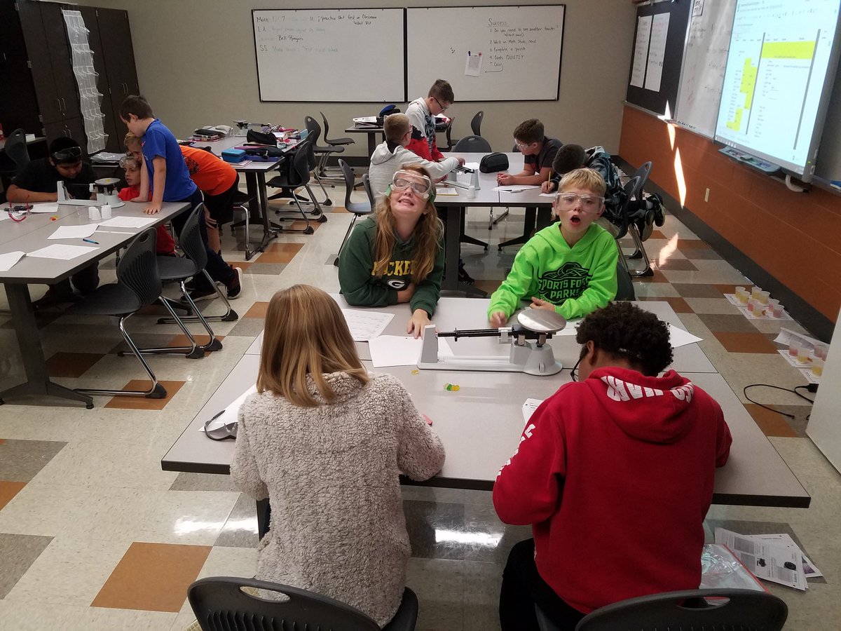 amhamrick1's tweet photo. Gummy Bear lab #6thgrade #ojhs #6thscience @Otsego_Grade6 https://t.co/87wW7MLujD