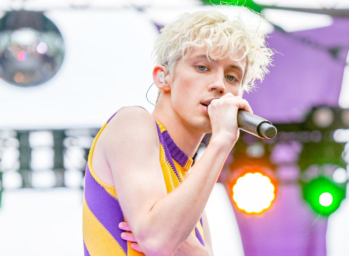 Babyboy's back. He's ready to spread some love 💘