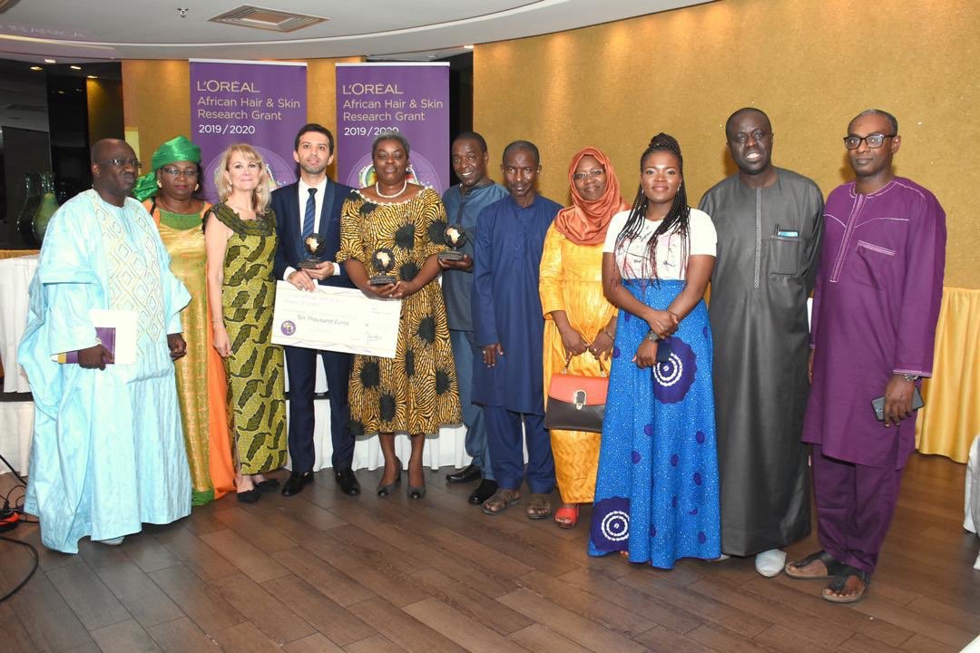Happy to support  DR Ehiaghe ANABA, among 2 others, as she is awarded today in #Dakar with the L'Oréal African Hair and Skin Research Grant! It's so major for women in STEM across the globe, especially in Africa #Africaderm #LorealResearch #AfricaGrant2019".