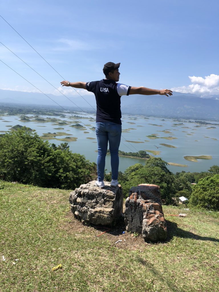 fherlm33's tweet photo. Haz que tu día sea un gran día! ✨🍃
#naturelovers #paisaje #milislas❤️ https://t.co/hrLKaGmbUC