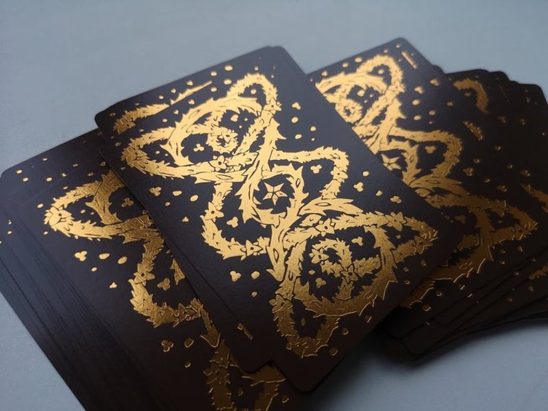 AngelaSasserArt's tweet photo. @ChangelingArt You can grab your own #OldFae deck before they sell out here! As of today, there will -NOT- be any more printed:
https://t.co/IoQqNyk41s
#fairyart #artdeck #collectibledecks #faerieart #cardgames #oldmaid https://t.co/V3KXgZbGll