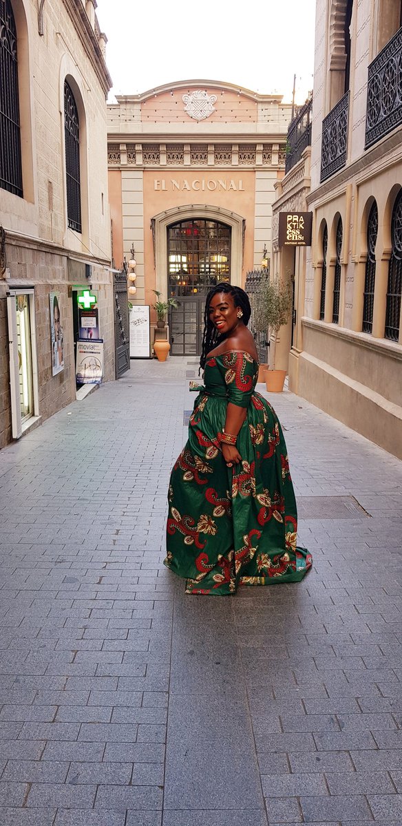 Mihlali_Gqada's tweet photo. EL Nacinal Food Market at the centre of Barcelona
#SpainVacation
#ThirdStopBarcelona
#BarcelonaHello https://t.co/6pB2kYxNE4