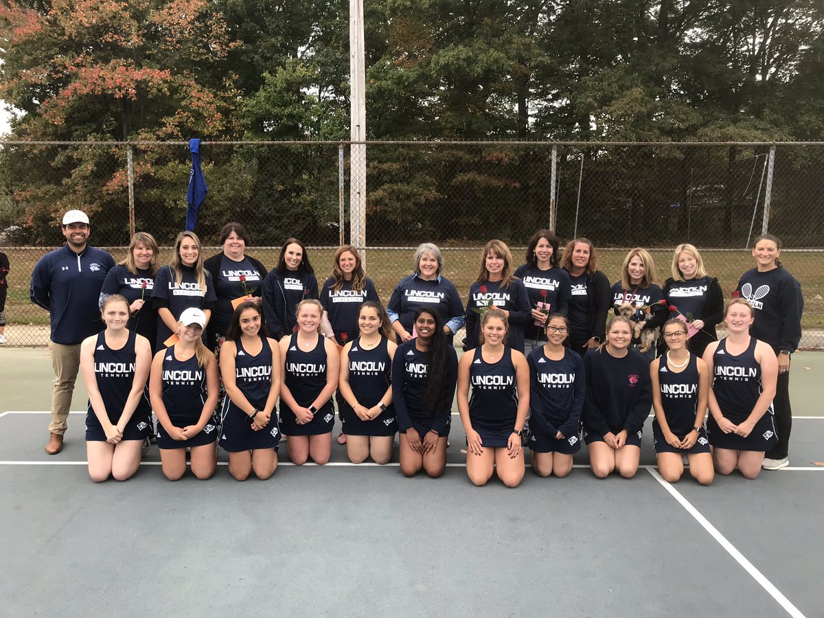 LHSRI_Athletics's tweet photo. Scenes from Girls Tennis Teacher Appreciation Day.  Thank you to all our great teachers for all your hard work and dedication! @LHSRI https://t.co/iA9Y2GBQTZ