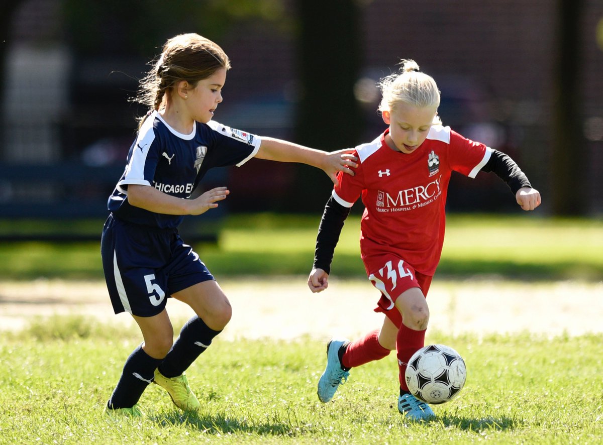 kicsfc's tweet photo. Coach Hanula is lovin' his new 8U KICS ladies! Check them out during their victory against Chicago Empire! They have been tearing up the fall season against their opponents! #chicagoKICS #chicagosoccer #GIRLpower #KICSladies #girls #USWNT https://t.co/niWgHurv3c