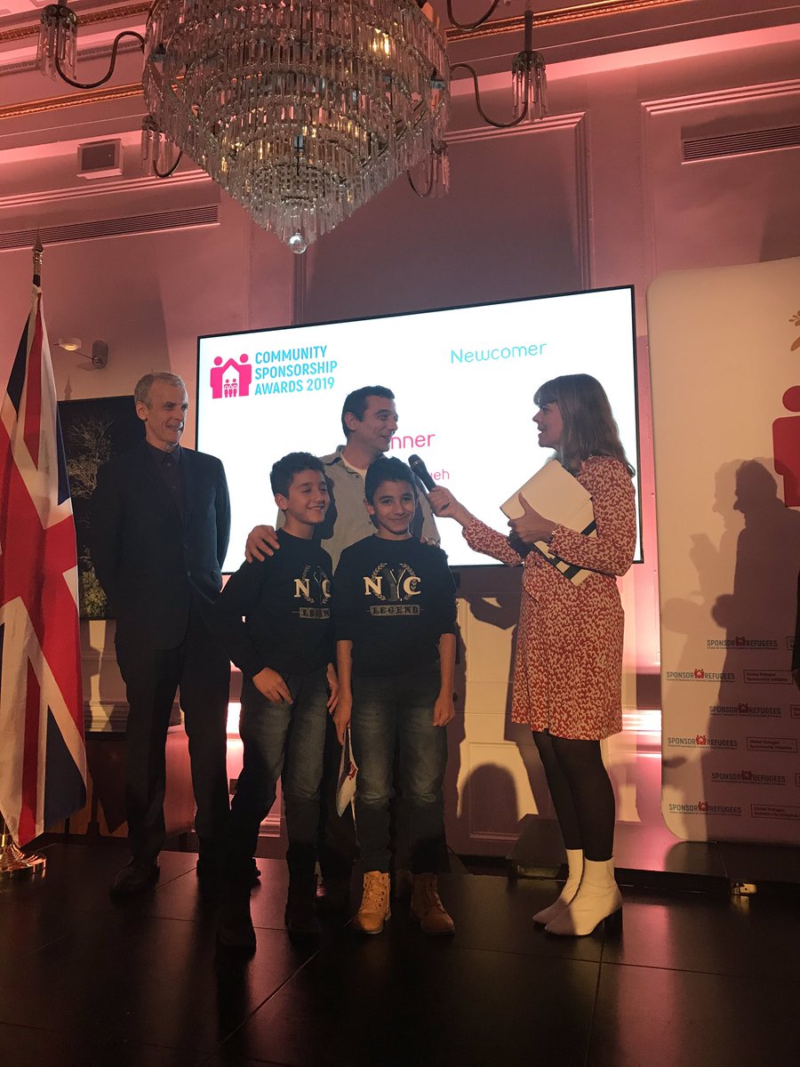helenhayes_'s tweet photo. Wonderful celebration of the joy that is community sponsorship of refugees tonight. So many stories of welcome &amp; friendship, hope &amp; peace. Congratulations to all the nominees and award winners #CommunitySponsorshipAwards https://t.co/K9a1PGEToN