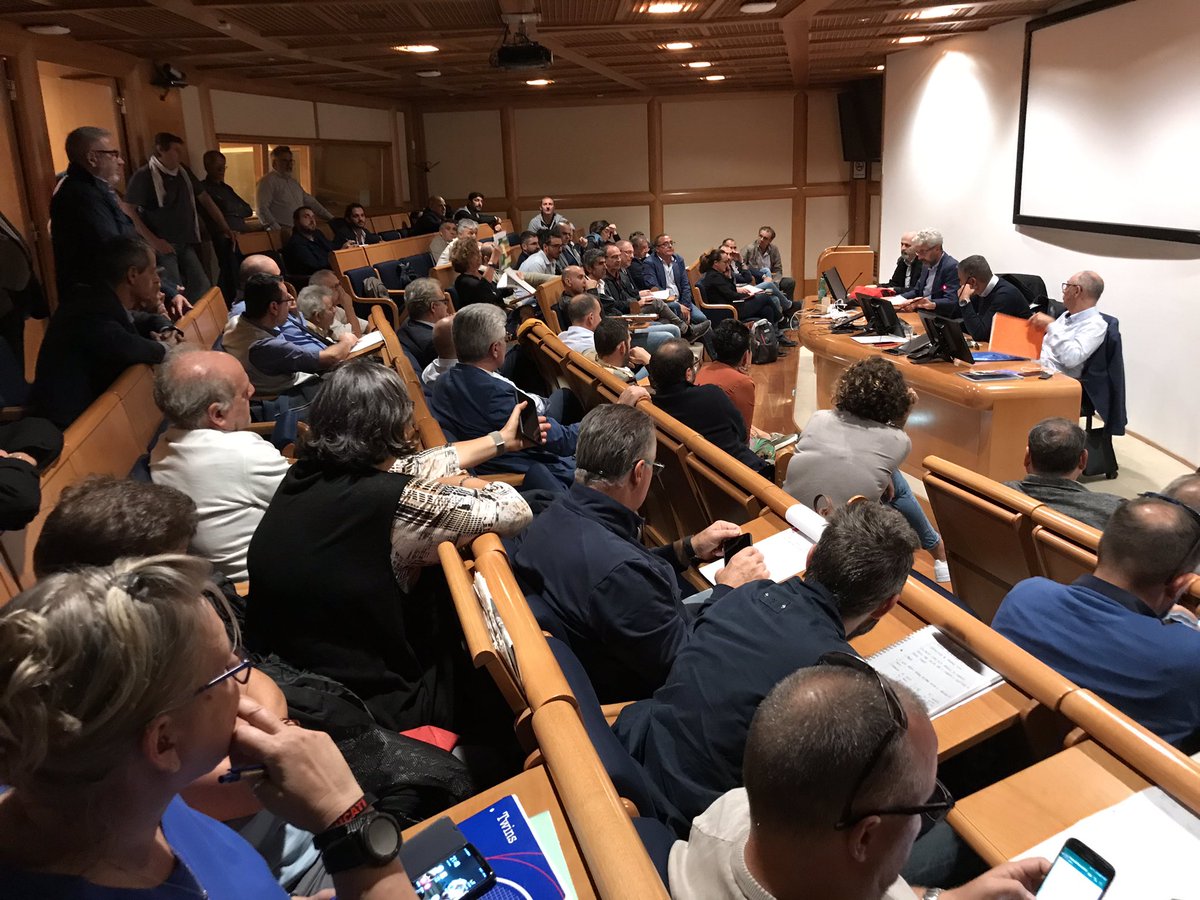 flaeifvg's tweet image. In diretta dalla Delegazione Trattante al rinnovo del #CCNLelettrico.
Alle 22.00 ci sono ancora delle distanze con la controparte datoriale.

#Cisl #Epsu #Flaei #Filctem #Uiltec