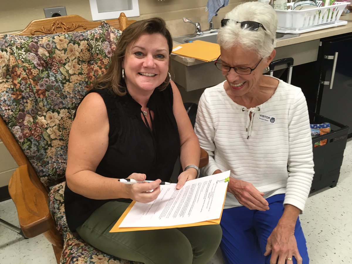 CPSDrWoods's tweet photo. Thank you to the Assistance League for their support of some awesome teacher grants! We appreciate all you do for the kids at BEU and all of CPS! https://t.co/nl0nPeK0Dq