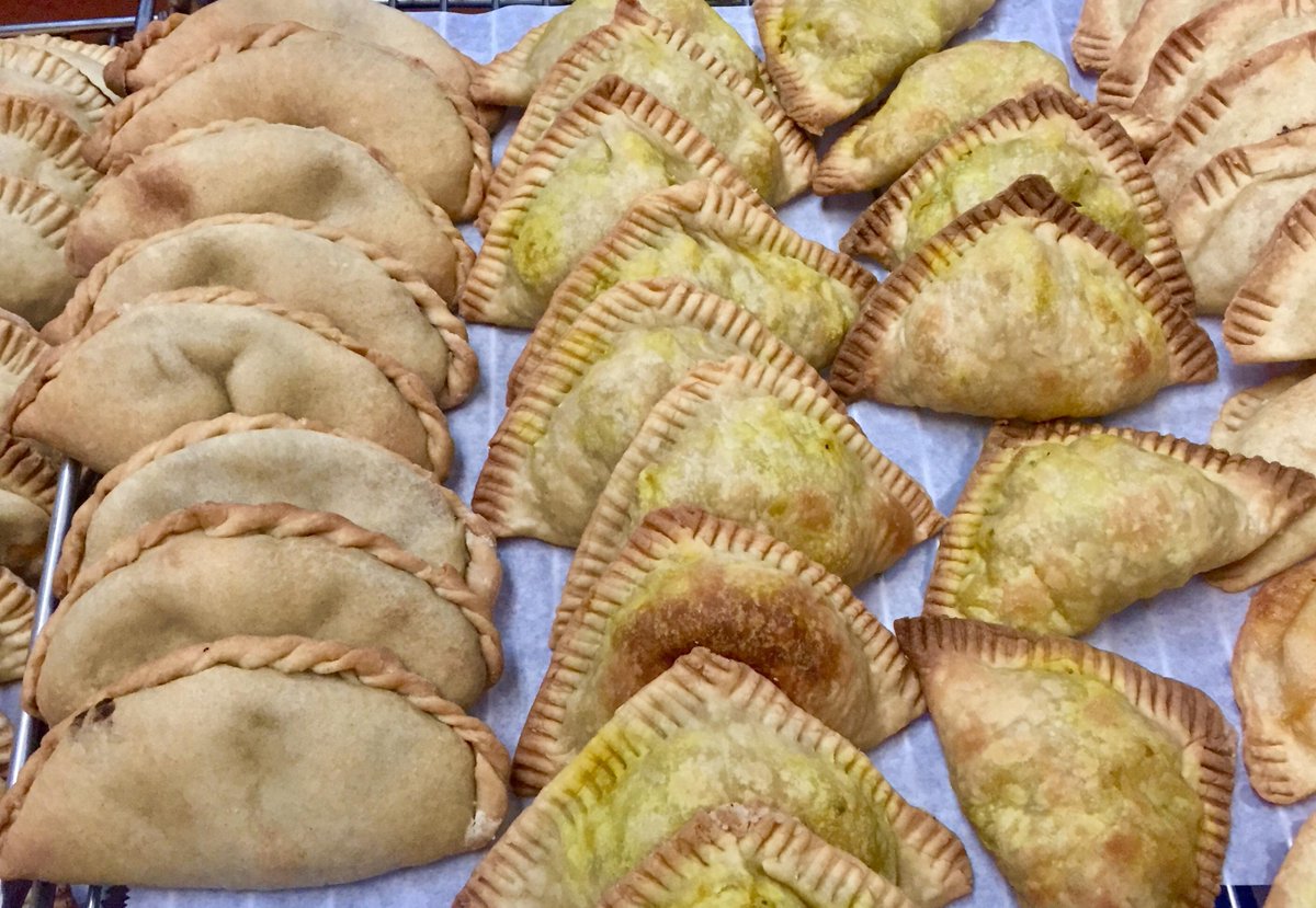 The Empanada Bike (@empanadabike) on Twitter photo THIS WEEK!!
Wednesday: Ravenswood Farmers Market 4-7:30PM
Thursday: Lincoln Square Farmers Market 4-7PM
Saturday & Sunday: 2019 Oktoberfestiversary <a href="/BegyleBrewing/">Begyle Brewing</a> & <a href="/dovetailbrewery/">Dovetail Brewery</a>
😄 THIS WEEK!!
Wednesday: Ravenswood Farmers Market 4-7:30PM
Thursday: Lincoln Square Farmers Market 4-7PM
Saturday & Sunday: 2019 Oktoberfestiversary <a href="/BegyleBrewing/">Begyle Brewing</a> & <a href="/dovetailbrewery/">Dovetail Brewery</a>
😄