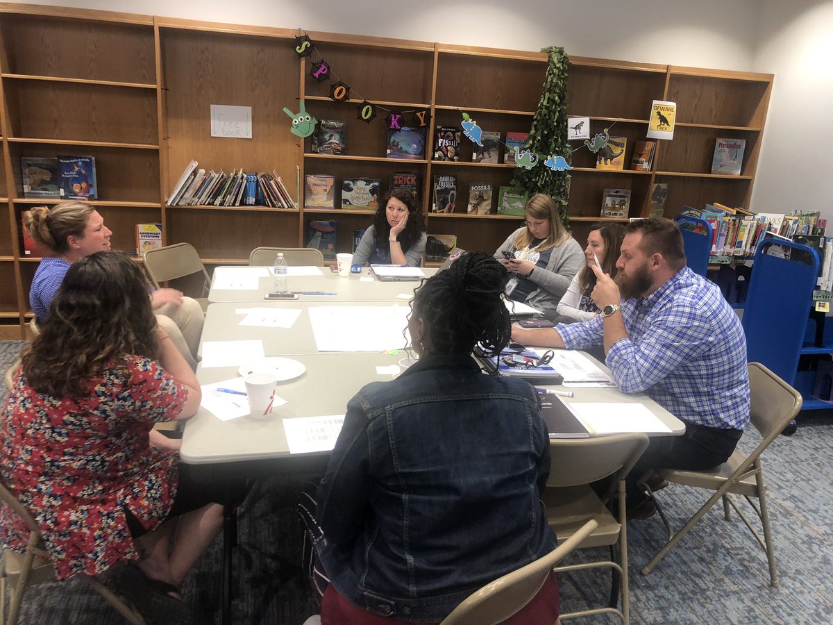 Kelly Swartzel tweet media