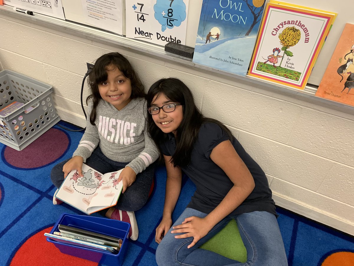 BrookeBultman's tweet photo. Second graders loved reading with their new fifth grade buddies today. @shutton22 @DareDolphins #DESEngaged #EngageYCSD https://t.co/un89qGdFZJ