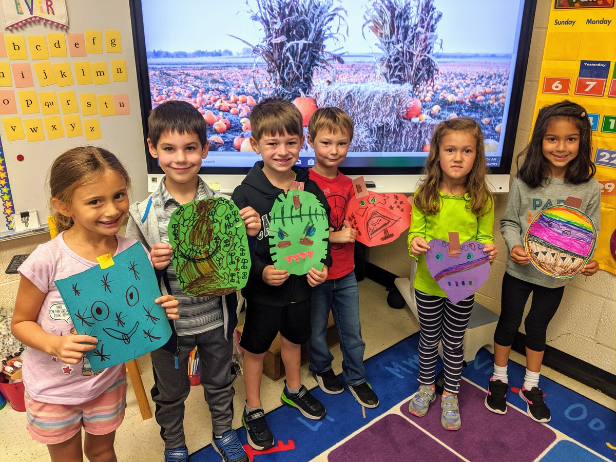 MissMcEleneyK's tweet image. Being different is wonderful! Don't be afraid to be a Spookley 🎃. Our Patch Is Perfectly Unique &amp;amp; We Grow Together @WoodcrestES! 
 #WC2theCore #WEareCHPS
#weareallunique #respectdifferences #spookleythesquarepumpkin @NewJerseyDOE #weekofrespect