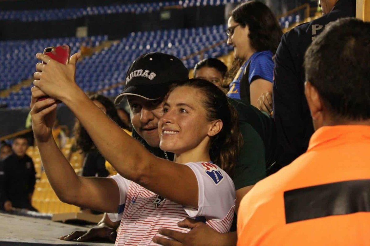 Tigres To Ban Pseudo Fan Who Allegedly Groped Usa Player Sofia Huerta