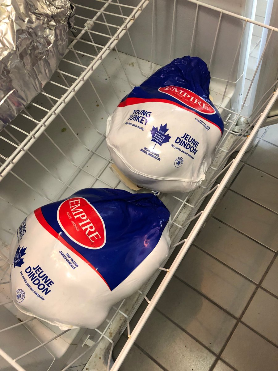 Homes_First's tweet photo. Nothing warms our hearts more than support from our communities. Thank you to this neighbour who dropped off donations to our head office today. Small gestures like this go a long way in helping supporting our residents! #everyoneneedsahome https://t.co/27B4fBLB9h