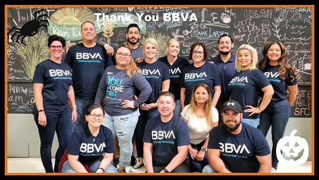 feedingie's tweet photo. You know what’s really SPOOKTACULAR? When organizations like @bbva_usa spend their day with us and help us combat hunger! Thank you BBVA! •
#bbvausa #bbva #wefeedie #foodbank #nonprofit #endhunger #nohunger #nonprofit #giveback #community #partnersh… https://t.co/3tIDHfaO3c https://t.co/mKfM68tvs1