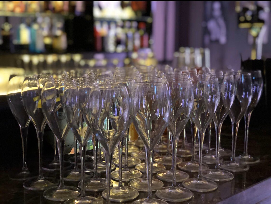 Rivaformby's tweet photo. 🥂🥂2020 🥂🥂 is fast approaching book your parties now at Riva Lounge call Cat on 07894053287 or email info@rivalounge.uk.com 🥂🥂 https://t.co/54bKiq8EWB