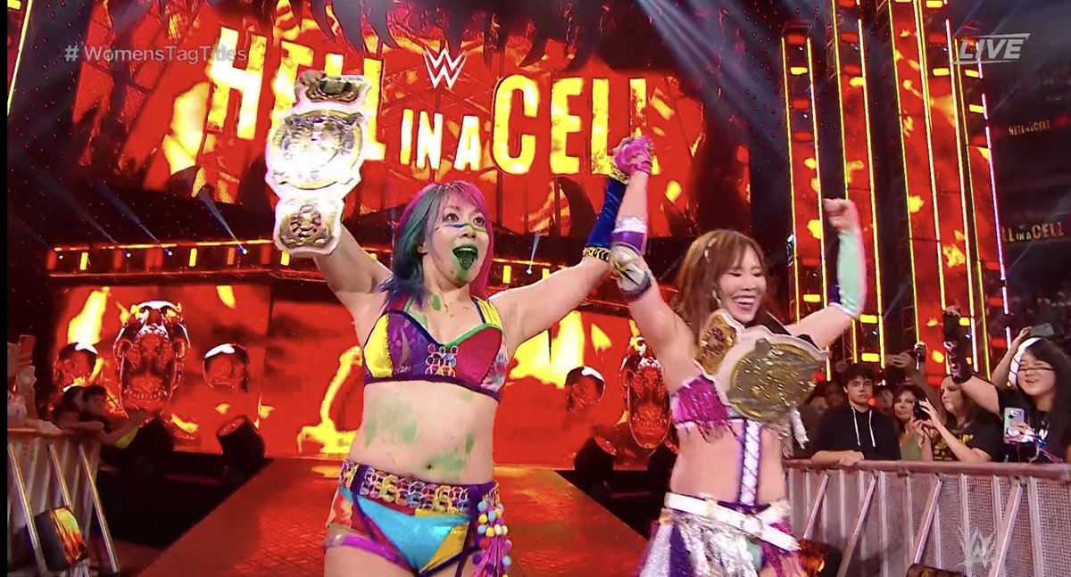 Kairisanefan201's tweet photo. Only the Best for our Empress and Captain.
#BrooklynTakeover4
#TLC2018
#HIAC2019
@WWEAsuka and @KairiSaneWWE https://t.co/R79ekH8qnK