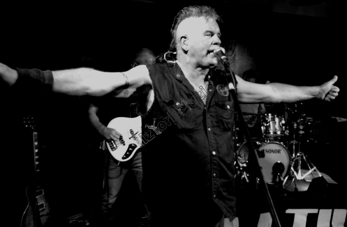 FullTiltRock's tweet photo. Full Tilt Gigs this weekend
Fri 11th - The Bridge Huddersfield
Sun 13th - 5pm Ighten Leigh Social Burnley
Let’s ROCK!!! https://t.co/VvRTBTIkLA