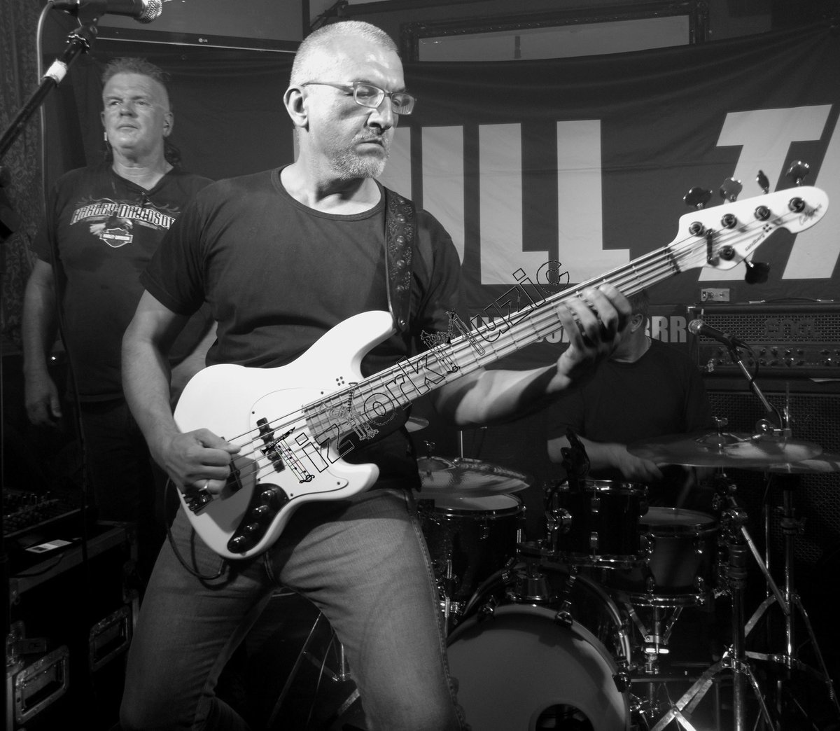 Full Tilt Gigs this weekend
Fri 11th - The Bridge Huddersfield
Sun 13th - 5pm Ighten Leigh Social Burnley
Let’s ROCK!!!