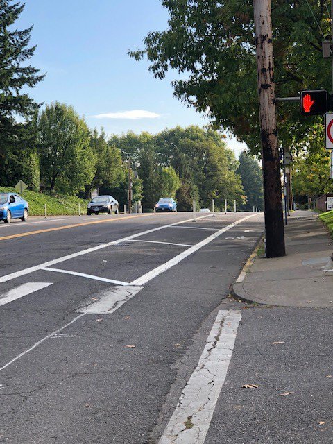 PBOTinfo's tweet image. Thanks to the principal of Markham Elementary for this glowing review of PBOT's SW Capitol Highway Complete Streets project. We're blushing 🤗 🧡

Learn more about this project at portlandoregon.gov/transportation…

#pdxtraffic #swpdx
