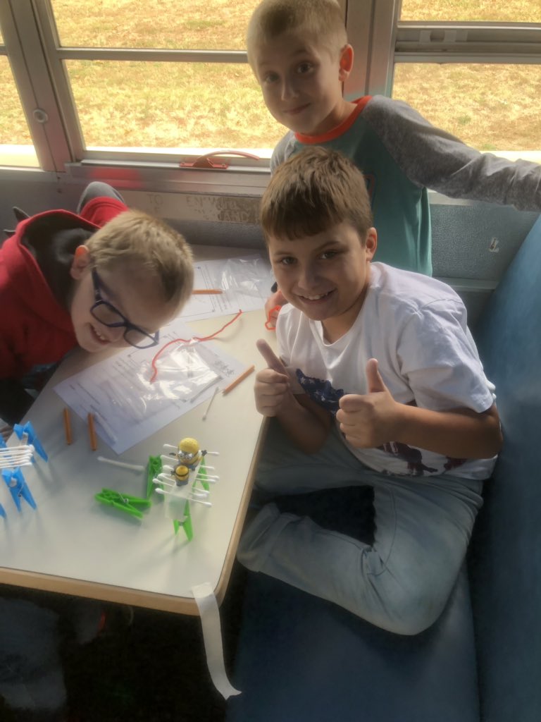 Tommy_Fare's tweet image. More fun on the @NorwoodES STREAM bus today! Ss learned about the human skeleton and competed in the Bone Bridge Stem Challenge!!! So much fun!!! @canstafford @JSzymanski301 #projectbus
