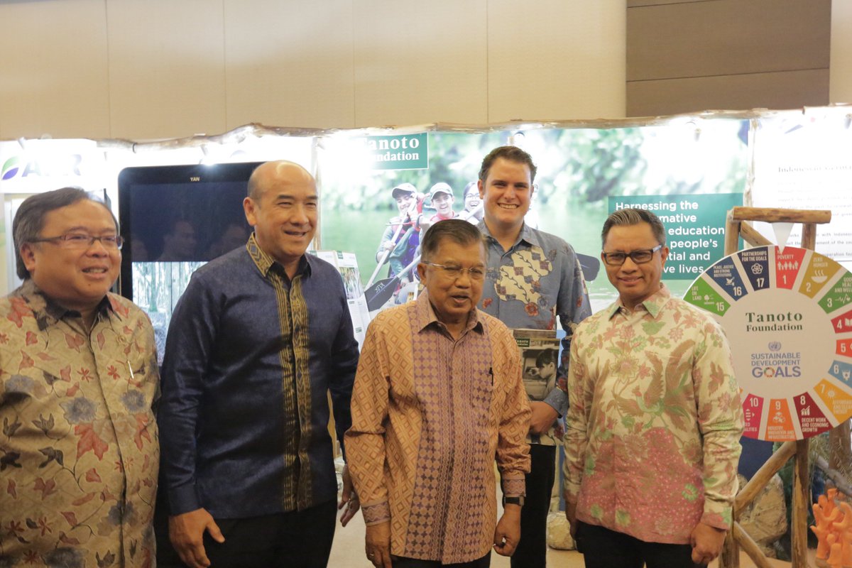 (1/5) T-Friends, selama 8-9 Oktober 2019 kami mengikuti SDGs Annual Conference 2019 di Jakarta. Tanoto Foundation sebagai lembaga filantropi yang bergerak di bidang pendidikan juga turut berupaya mewujudkan Sustainable Development Goals (#SDGs)