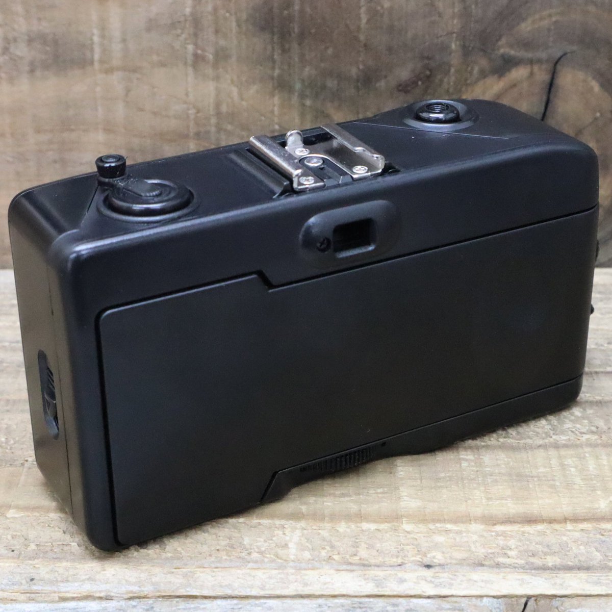 champcamera's tweet photo. #Aimex SP-500 ¥1,500- by #青葉台 店
写ルンですチックなシンプルなコンパクトカメラ。
動作に電池もいらず、撮影後の巻き上げも手動で
気軽に #フィルムカメラ の撮影と操作感を味わえます♪
#横浜青葉台 #田園都市線
https://t.co/C6tEniUsyr https://t.co/9OK4JRGuAd