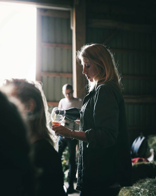 @gooseislandca + @highlandhopyard series: Madame of the Farmhouse @maggieannc 🍻🎉
.
.
.
.
.
#torontofood #munchies #the6 #farmlife #seetorontonow #lifeandthyme #chasinglight #torontoeats #torontolifestyle #beerpong #beerfest #yougottaeatthis #torontoigers #tastetoronto #igtor…