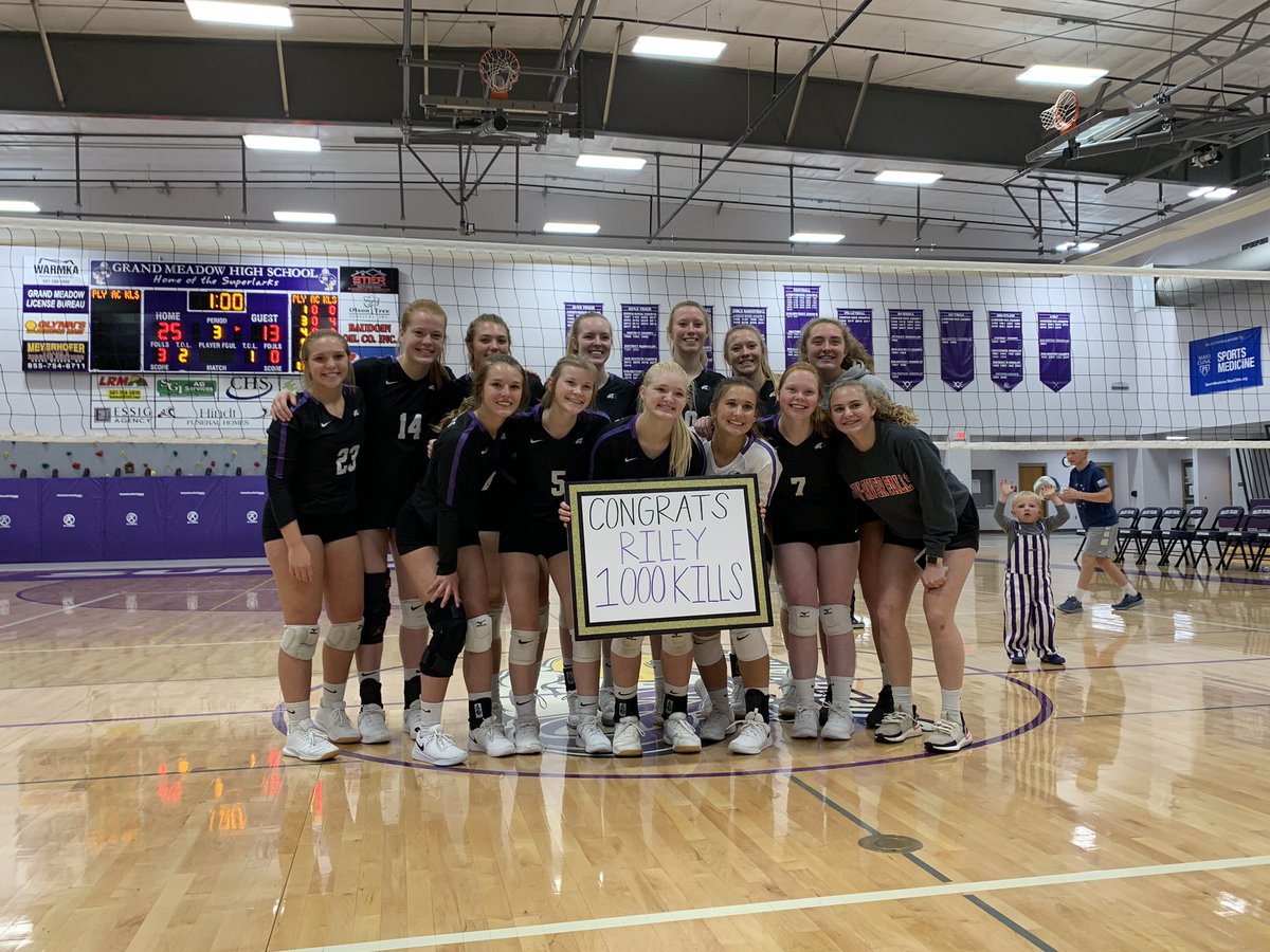 GrandMeadowVB's tweet photo. Congrats @QueenslandRiley for getting your 1000th career kill! https://t.co/vC1onwfHFw