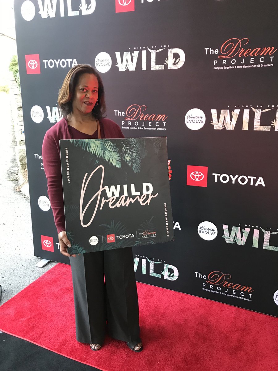 TclarkHazlEyzo's tweet image. #letsgoplaces #toyotadrivesdreams #anightin thewild