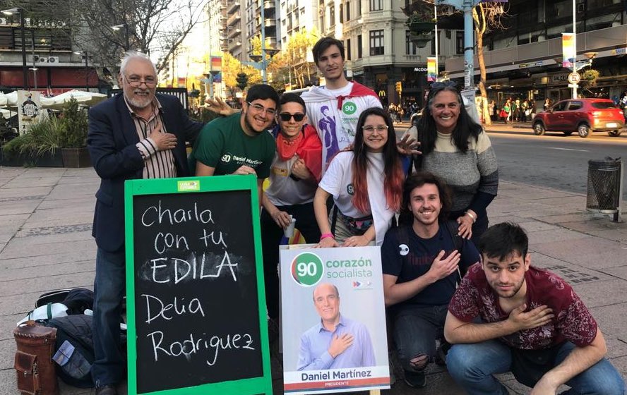 psmontevideo's tweet photo. Recién llegó esta postal directo de la Plaza Cagancha 💚↗️

#Votá90 la lista de Daniel 🙌🏻 https://t.co/5sD6K57P9g