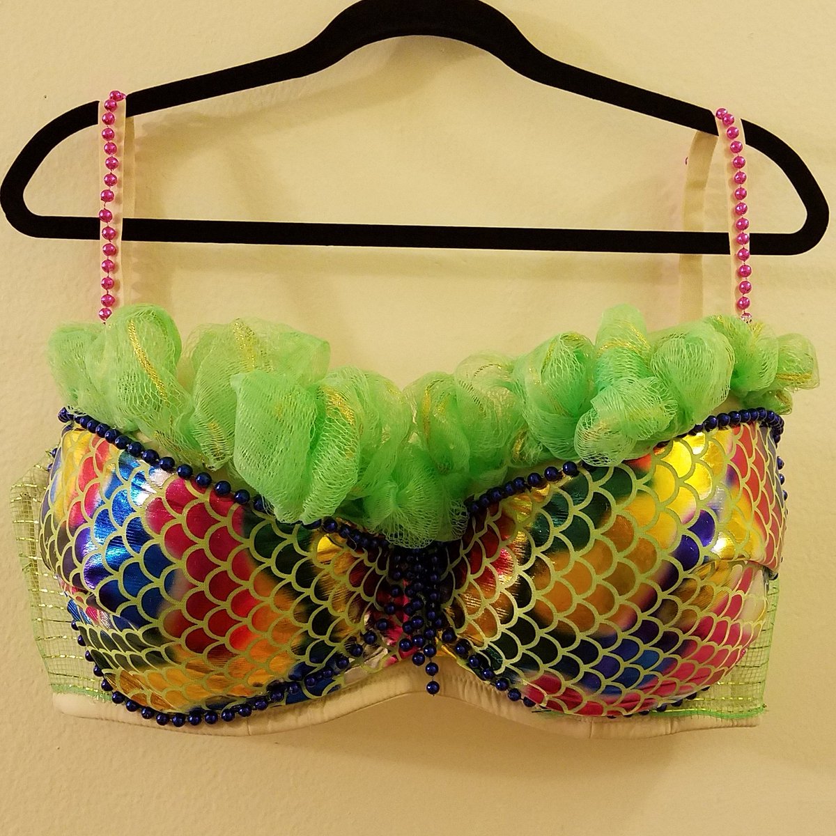 Create4ACauseNY's tweet photo. Mermaid Magic
Janet Winston

See it at @indianroadcafe starting this weekend.
Join us for #DragBingo &amp; silent auction 10/24 for 7th annual @bcrfcure #fundraiser.
Winner gets to take home their bra that night.
Silent auction bidding begins this Friday.
#cancersucks #uptown #bcrf https://t.co/rnOZqRFMVl
