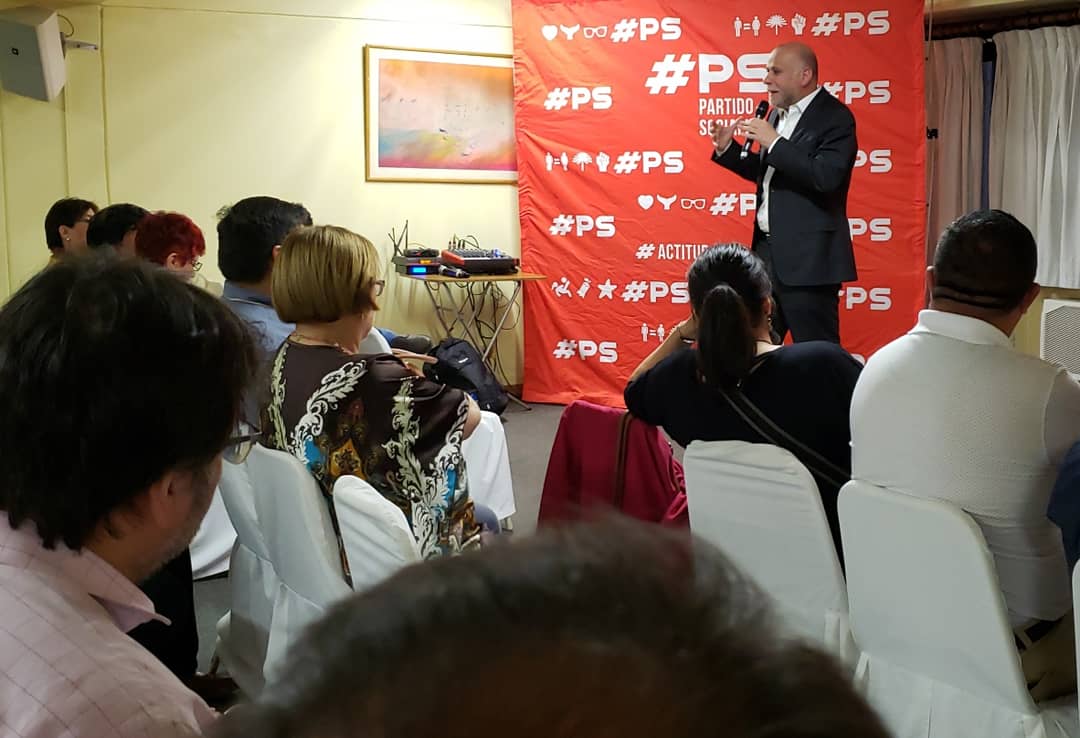 PSChile's tweet photo. Mesa Directiva del #PS, encabezada por nuestro presidente, @alvaroelizalde, participa en Viña del Mar en Encuentro Nacional de Concejales para dialogar con ediles socialistas de todo el país #ActitudSocialista https://t.co/yXjOdm8Bk9