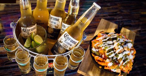 StridersSD's tweet photo. Crunch time... Nacho Tuesdays - $10 Nachos &amp; Montejo combo *Restrictions Apply* https://t.co/rvD7moHemR