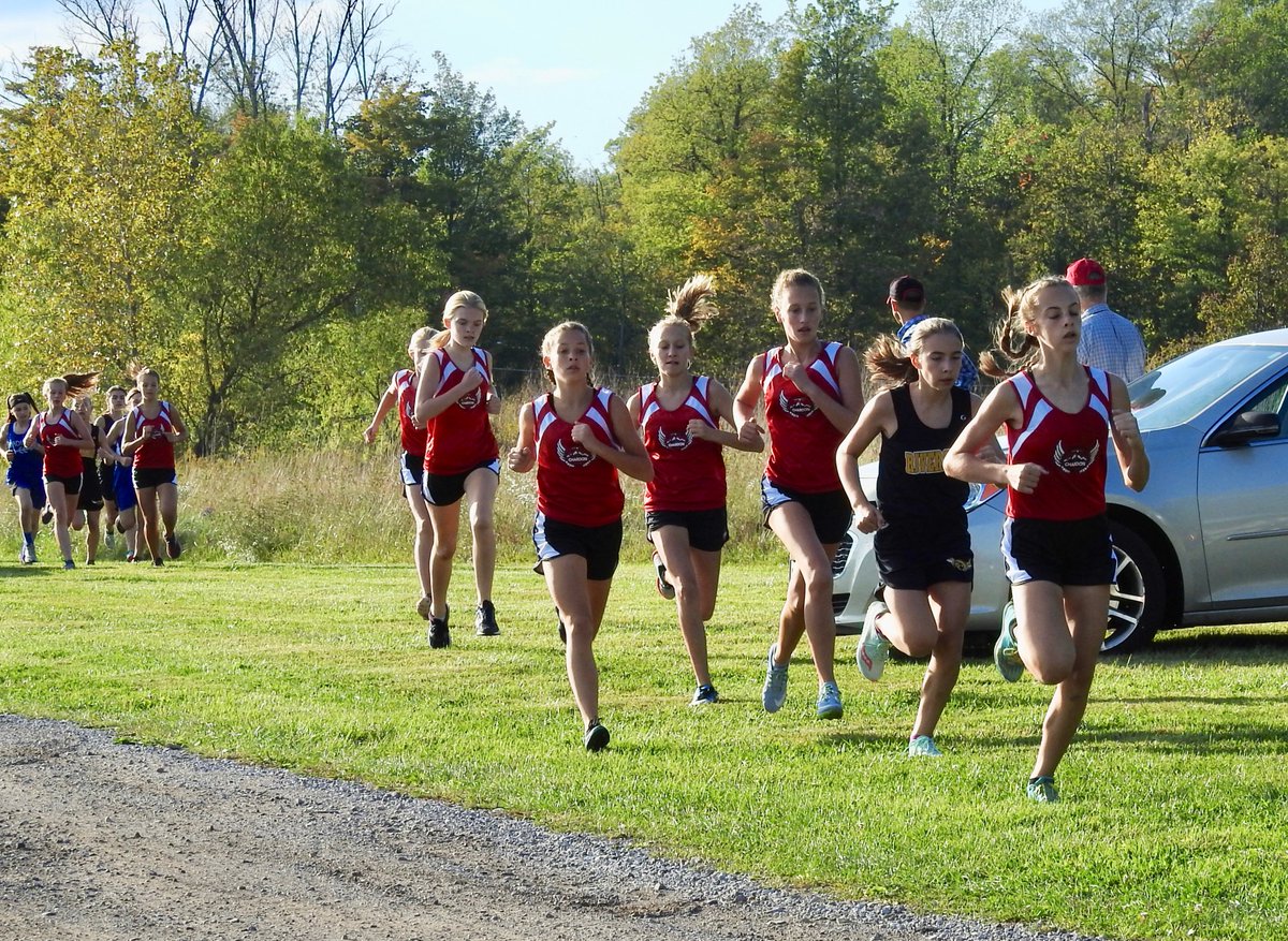 coach_juliecole's tweet image. Lady Topper pups score a perfect 15 to defeat Riverside and Madison in today's last regular-season meet. Well done! @cpinckard @cmprun #BOOM #PackAttack #WeAreCHARDON