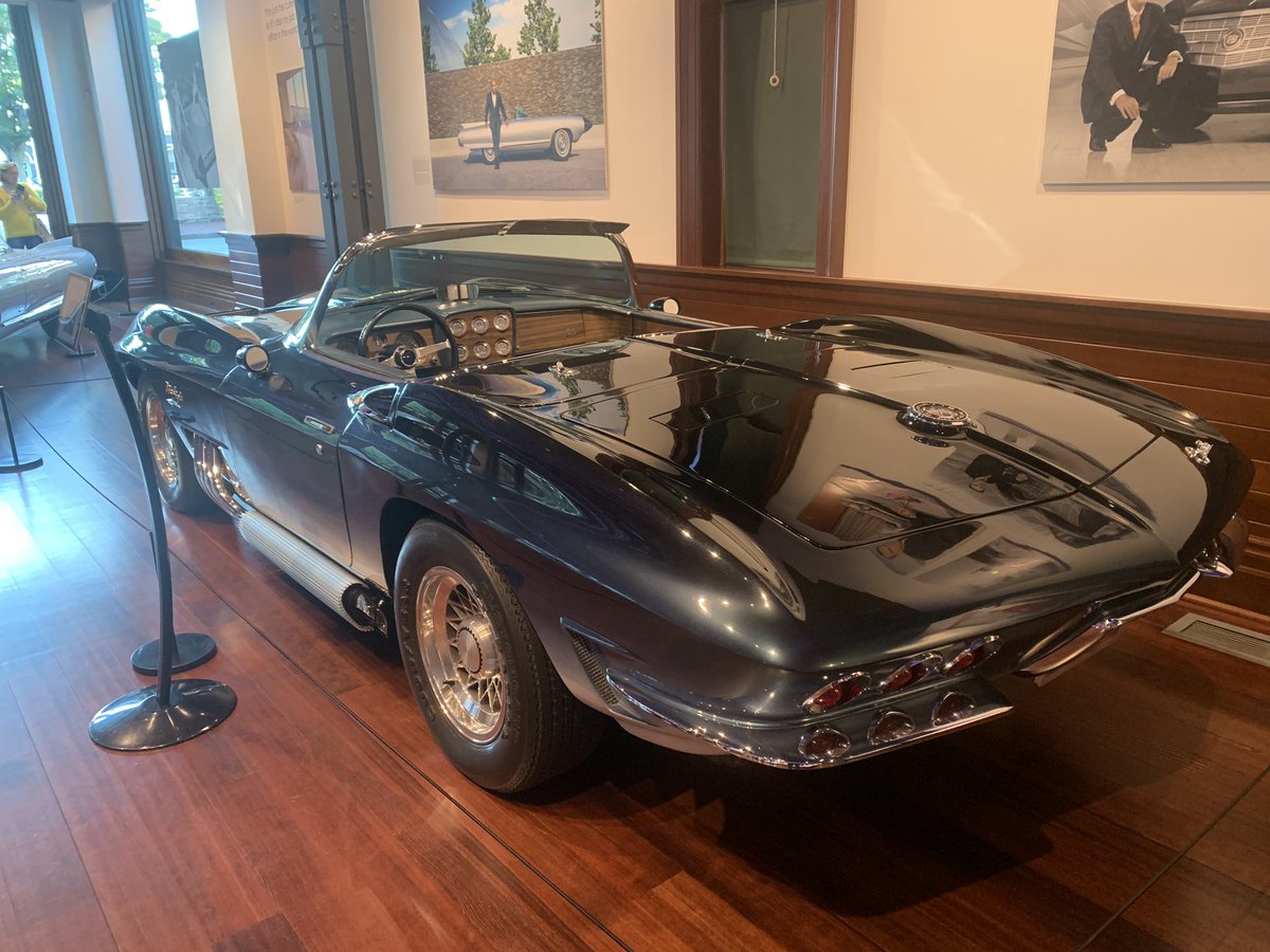 KenLingenfelter's tweet image. The famous Corvette Mako Shark was on display in the Audrain Automobile Museum In Newport Rhode Island last Sunday, I saw this car for the first time when I was 10 years old, it’s one of the cars that turned me into a Corvette guy at that early age, it made a huge impact on me !