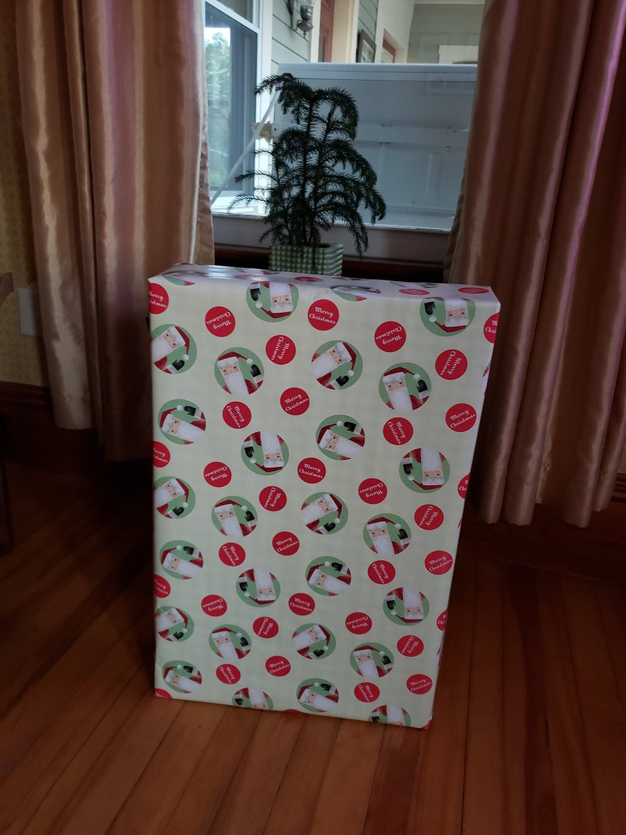 omAnnieNH's tweet photo. .... this was waiting there for me ( #OctoberSanta )
3|4 https://t.co/cZk4qiVfDG