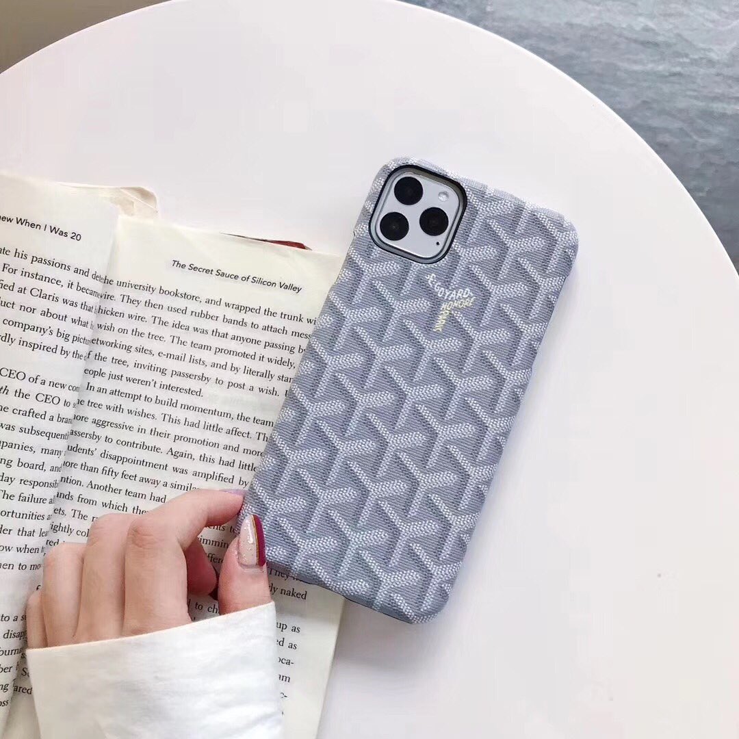 𝚙𝚑𝚘𝚗𝚎 𝚌𝚊𝚜𝚎  Preppy iphone case, Preppy phone case, Goyard iphone  case