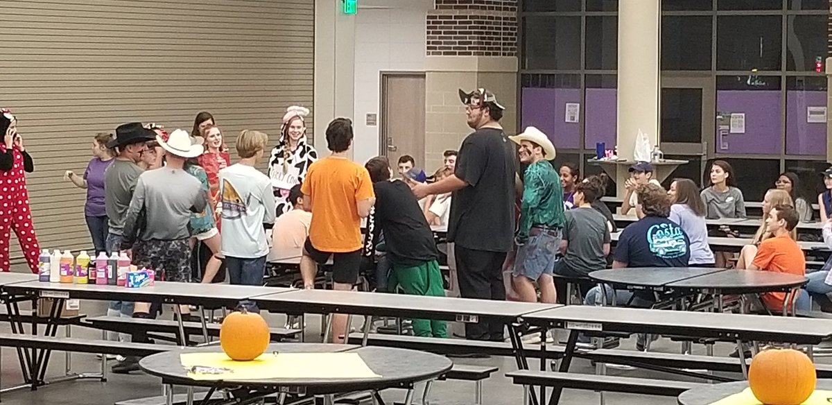 MrNewsomKCFFA's tweet photo. "Holy cow" it's already October FFA meeting time!!!! #REIGNCAIN #KleinCainFFA #KleinCTE #kleinfamily https://t.co/UYfsjwpJzJ