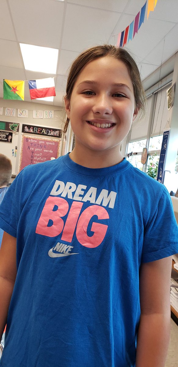 kkrosenberry13's tweet photo. This girl makes me smile!
#classmotto #teamnorthern #wespolarbears #driven2succeed https://t.co/75hSgBDPpq