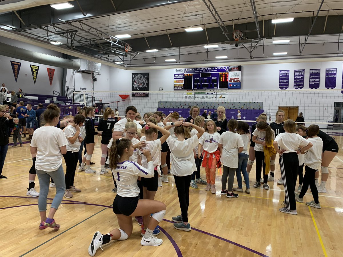 GrandMeadowVB's tweet photo. Thanks Community Ed Volleyball Girls for coming out tonight! 🏐💜 https://t.co/xfew46Lmd1