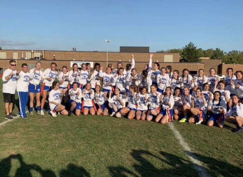 CONGRATULATIONS to our junior powderpuff team on winning yesterday’s game 19-16 against the seniors‼️ Way to go girls🤩🤑💙