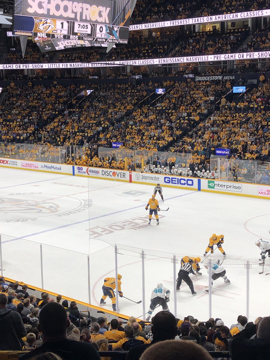 Razor5guy's tweet image. TRIVIA: Three former @UMassHockey Defenseman are in the arena tonight... 2 are on the ice, 1 is not - Who’s where? 

HINT: Two of them wore #5 #nottabigdealll