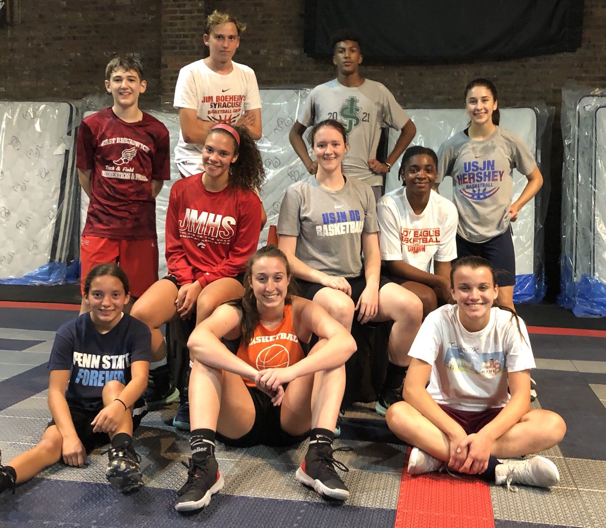 Awesome HS workout tonight👊🏻. Hard workers✔️Great Kids✔️ Thanks for making Warehouse a special place 🙌🏀