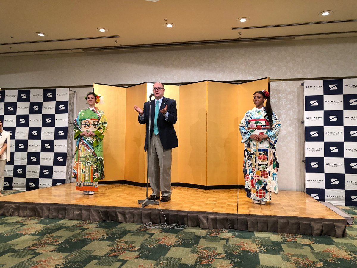 shotoku1206's tweet photo. ◆SHOTOKU協賛―ラグビーキックオフ・ラリー2019・プレマッチランチパーティー◆
新横浜プリンスホテルで開かれたプレマッチランチパーティーには、ポール・カヴァナ駐日アイルランド大使、小倉JFA元会長、嶋津RWC2019組織委員会事務総長などにもご列席いただき、活気のあるパーティーとなりました。 https://t.co/LqJ2buYpjm
