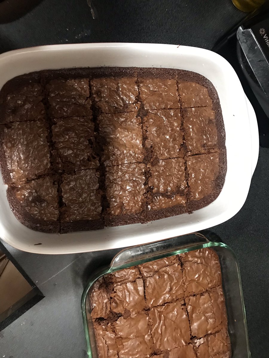 BallardYClub's tweet photo. These goodies amongst other items will be available at our bake sale, tomorrow @ 2:30, in the South Lobby.   Come out and treat yourself! @BHSBRUINS https://t.co/EooZobmOcC