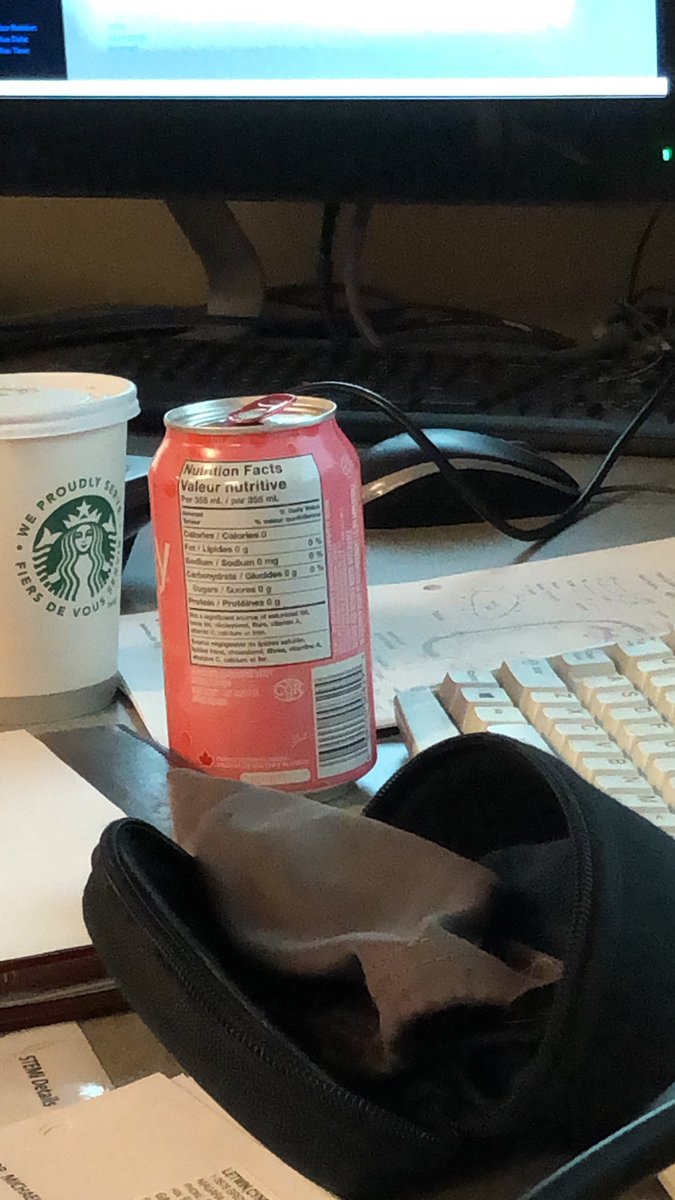 SerenaSwan's tweet photo. So thirsty... very tempted to drink this strangers @bublywater  💦 #desertisl #thirsty #bubly https://t.co/Fm60JufIb2