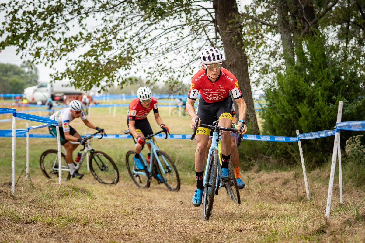 It’s offseason for some, but for our cross riders, the season is in full swing. <a href="/lancehaidet/">Lance Haidet</a> and <a href="/GageHecht/">Gage Hecht</a> both podiumed at UCI @FayetteCross last weekend! 

Check out the full story here: bit.ly/2OCXO2e

Photos: <a href="/CXHairs/">Bill Schieken | CXHAIRS Media</a>

#LETSGOCHAMP